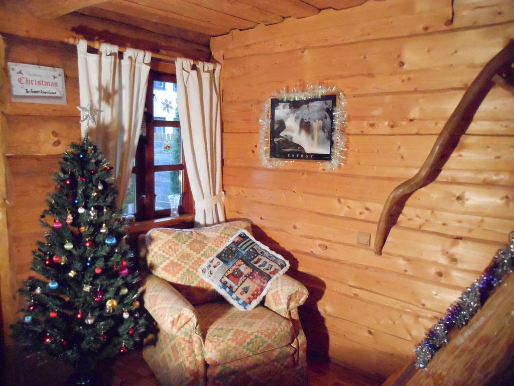 Forest Edge Lodge Riga Quarto foto